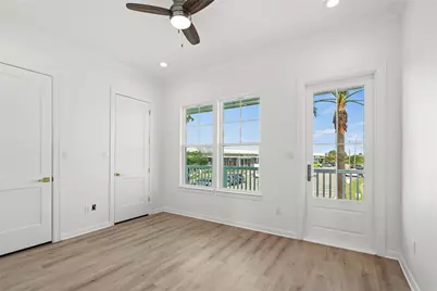 1107 62nd St, Galveston, TX 77551 - Photo 10