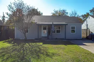 3817 Stuart Ave, Groves, TX 77619 - Photo 24