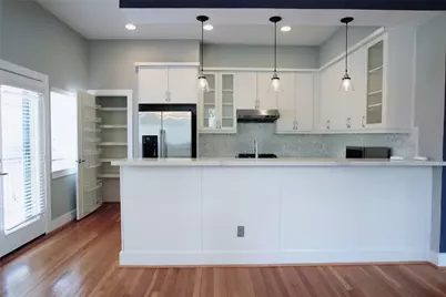 4701 Caroline Street, Houston, TX 77004 - Photo 10