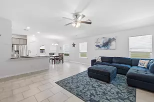 1933 Cartwright St, Bryan, TX 77807 - Photo 4