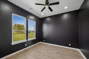 11693 Grand View Dr, Montgomery, TX 77356 - Photo 24