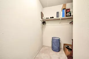 9433 Pagewood Ln, Houston, TX 77063 - Photo 26