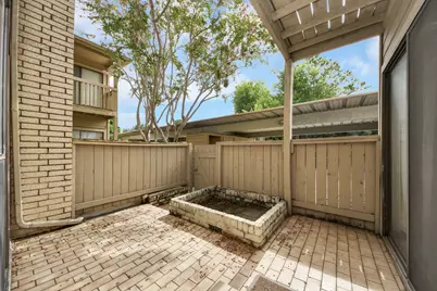 9433 Pagewood Ln, Houston, TX 77063 - Photo 4