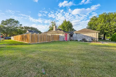 2918 Crest Park Drive, Houston, TX 77082 - Photo 2