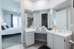 2400 McCue Rd, Houston, TX 77056 - Photo 8