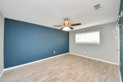 5815 Effingham Drive, Houston, TX 77035 - Photo 16