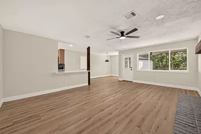 349 Dawn Hill Drive, Friendswood, TX 77546 - Photo 10