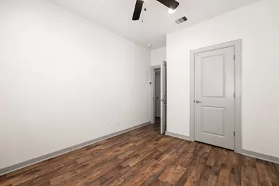 725 N Emile Street, Houston, TX 77020 - Photo 24
