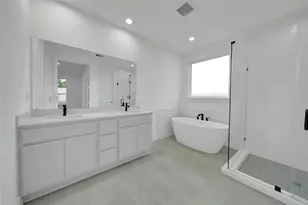 12103 Bee Bush Ct, Conroe, TX 77304 - Photo 14