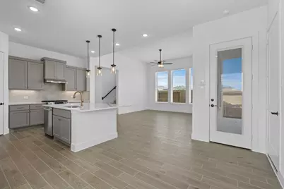 12102 Wild Bend Drive, Mont Belvieu, TX 77523 - Photo 8