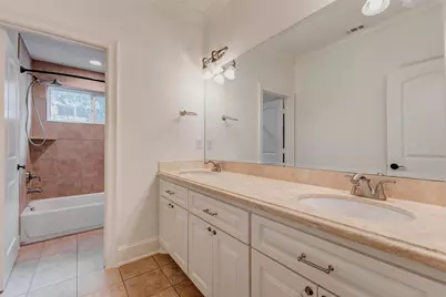 5410 Valerie St, Bellaire, TX 77401 - Photo 36