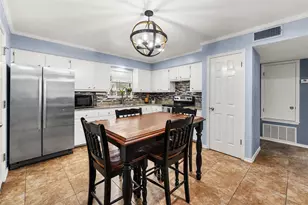 135 Navajo Cir, Cibolo, TX 78108 - Photo 6