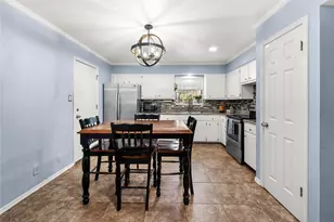 135 Navajo Cir, Cibolo, TX 78108 - Photo 8