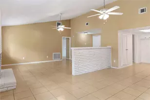 11622 Sela Ln, Houston, TX 77072 - Photo 12