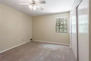 2401 Sycamore Ave, Huntsville, TX 77340 - Photo 18