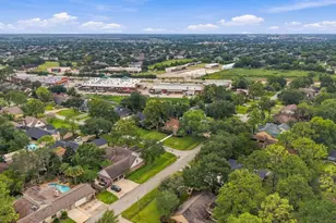 602 Renaldo St, Dickinson, TX 77539 - Photo 42