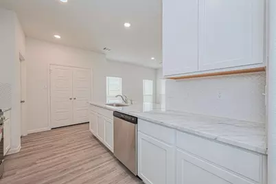 481 Long Branch Drive, Dayton, TX 77535 - Photo 16