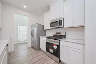 481 Long Br Dr, Dayton, TX 77535 - Photo 14