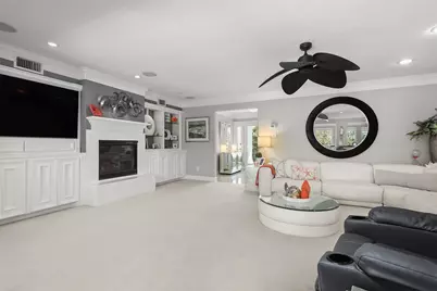 2011 Sea Cove Court, Nassau Bay, TX 77058 - Photo 12