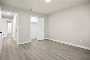 502 Pin Tail Ln, Taylor, TX 76574 - Photo 12