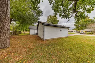 7401 Bretshire Dr, Houston, TX 77016 - Photo 16