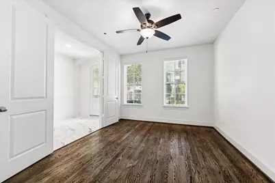 2733 Cortlandt Street, Houston, TX 77008 - Photo 8