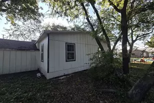 718 N Denny St, Howe, TX 75459 - Photo 12