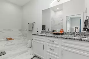 10921 Oriole Pl, Conroe, TX 77385 - Photo 18