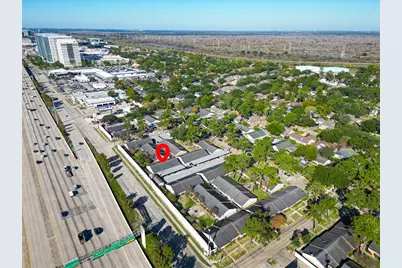 235 W Tri Oaks Lane #235, Houston, TX 77043 - Photo 18