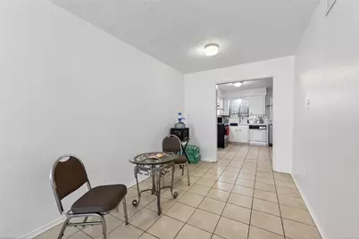 235 W Tri Oaks Lane #235, Houston, TX 77043 - Photo 16