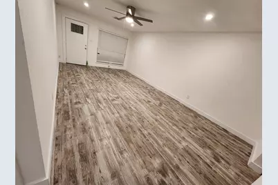 2677 Gessner Road #203, Houston, TX 77080 - Photo 6