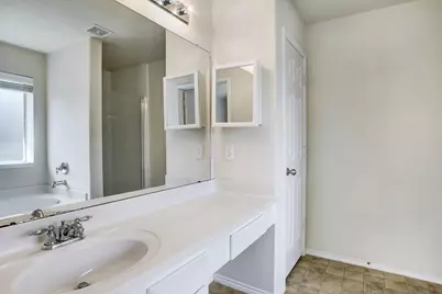 135 Rustic Colony Lane, Dickinson, TX 77539 - Photo 6