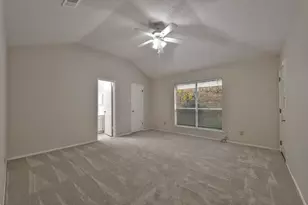 2011 Creek Valley Ln, Sugar Land, TX 77478 - Photo 12