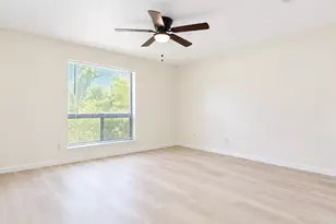 3030 S Blue Meadow Cir, Sugar Land, TX 77479 - Photo 16