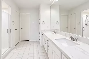 3030 S Blue Meadow Cir, Sugar Land, TX 77479 - Photo 18