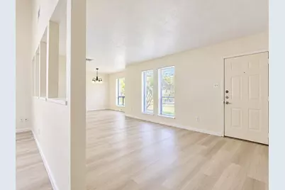 3030 S Blue Meadow Circle, Sugar Land, TX 77479 - Photo 6