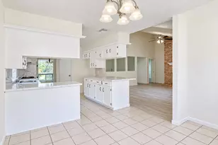 3030 S Blue Meadow Cir, Sugar Land, TX 77479 - Photo 10