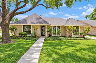 3030 S Blue Meadow Cir, Sugar Land, TX 77479 - Photo 1