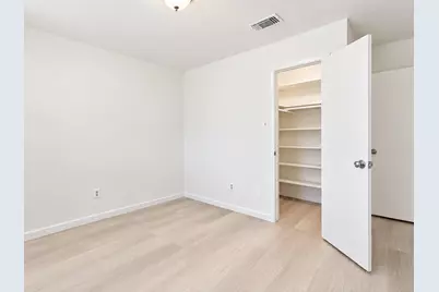 3030 S Blue Meadow Circle, Sugar Land, TX 77479 - Photo 22
