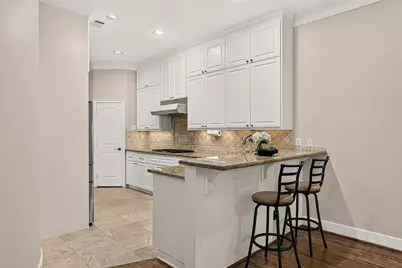 2816 McCulloch Circle, Houston, TX 77056 - Photo 16