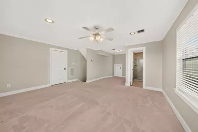 2816 McCulloch Circle, Houston, TX 77056 - Photo 32