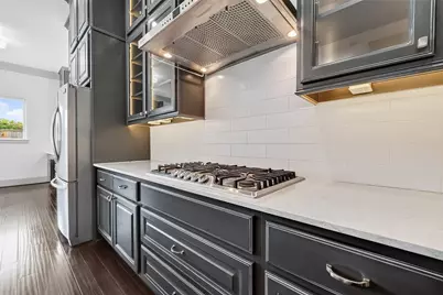 10514 Hess Lane, Houston, TX 77096 - Photo 14