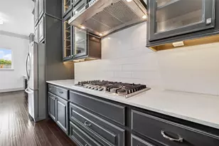 10514 Hess Ln, Houston, TX 77096 - Photo 14