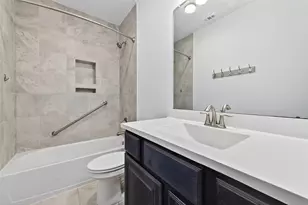 10514 Hess Ln, Houston, TX 77096 - Photo 24