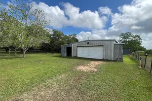 1475 Cr 16, Altair, TX 77412 - Photo 10