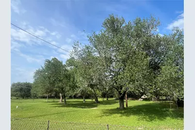 1475 Cr 16, Altair, TX 77412 - Photo 8