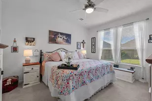 712 Allana Ln, Alvin, TX 77511 - Photo 18