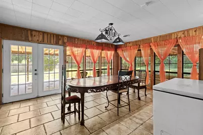 303 W Stringer Street, Kirbyville, TX 75956 - Photo 10