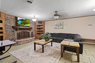 303 W Stringer St, Kirbyville, TX 75956 - Photo 8