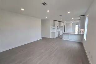 908 Capracotta Dr, Huffman, TX 77336 - Photo 2